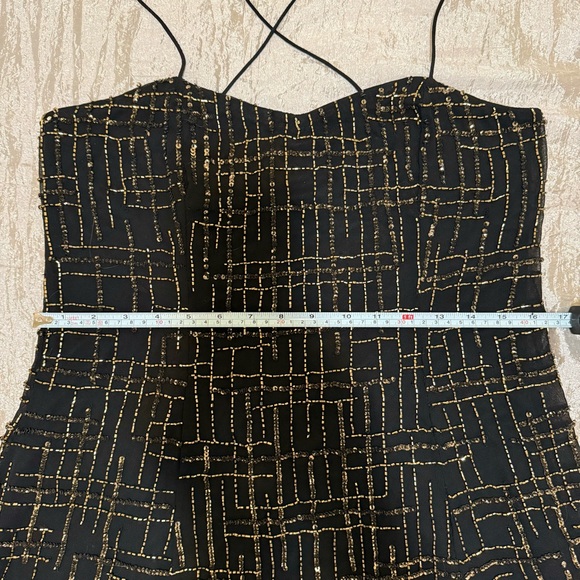 Chelsea & Violet Dress Sz M Beaded SequinGold Black Mini Strappy Party Holiday - Picture 11 of 15